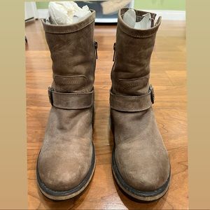 Steve Madden Flankk Distressed Light Brown Leather Biker Moto Boots WMN US 7.5